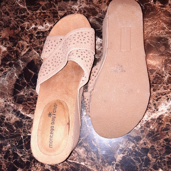 Wedge - Picture 4 of 8